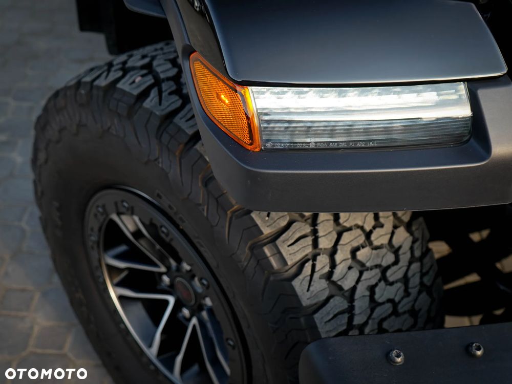 Jeep Wrangler - 10