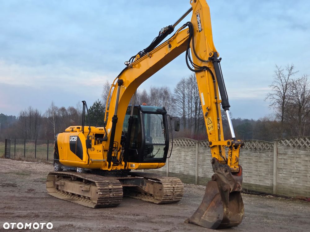 JCB JS130 - 4