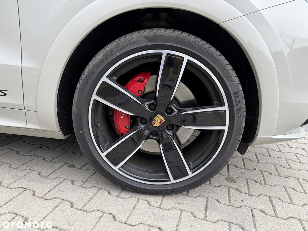 Porsche Cayenne GTS - 9