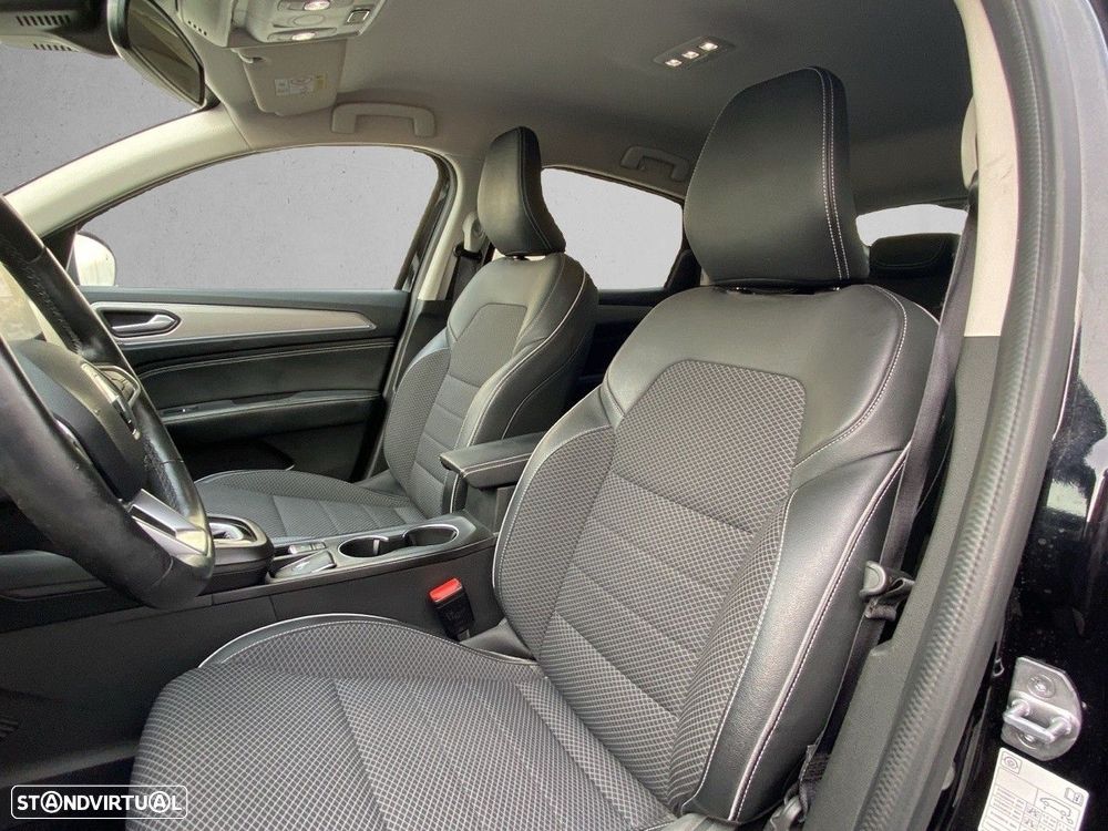 Renault Arkana 1.6 E-Tech Intens - 9