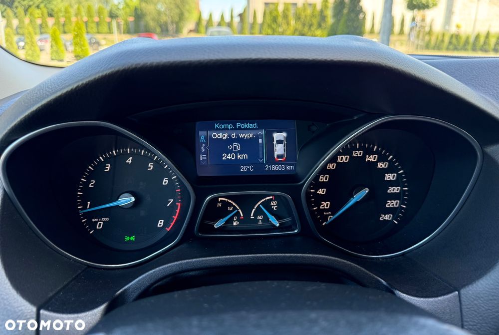 Ford Focus 1.6 Titanium - 23