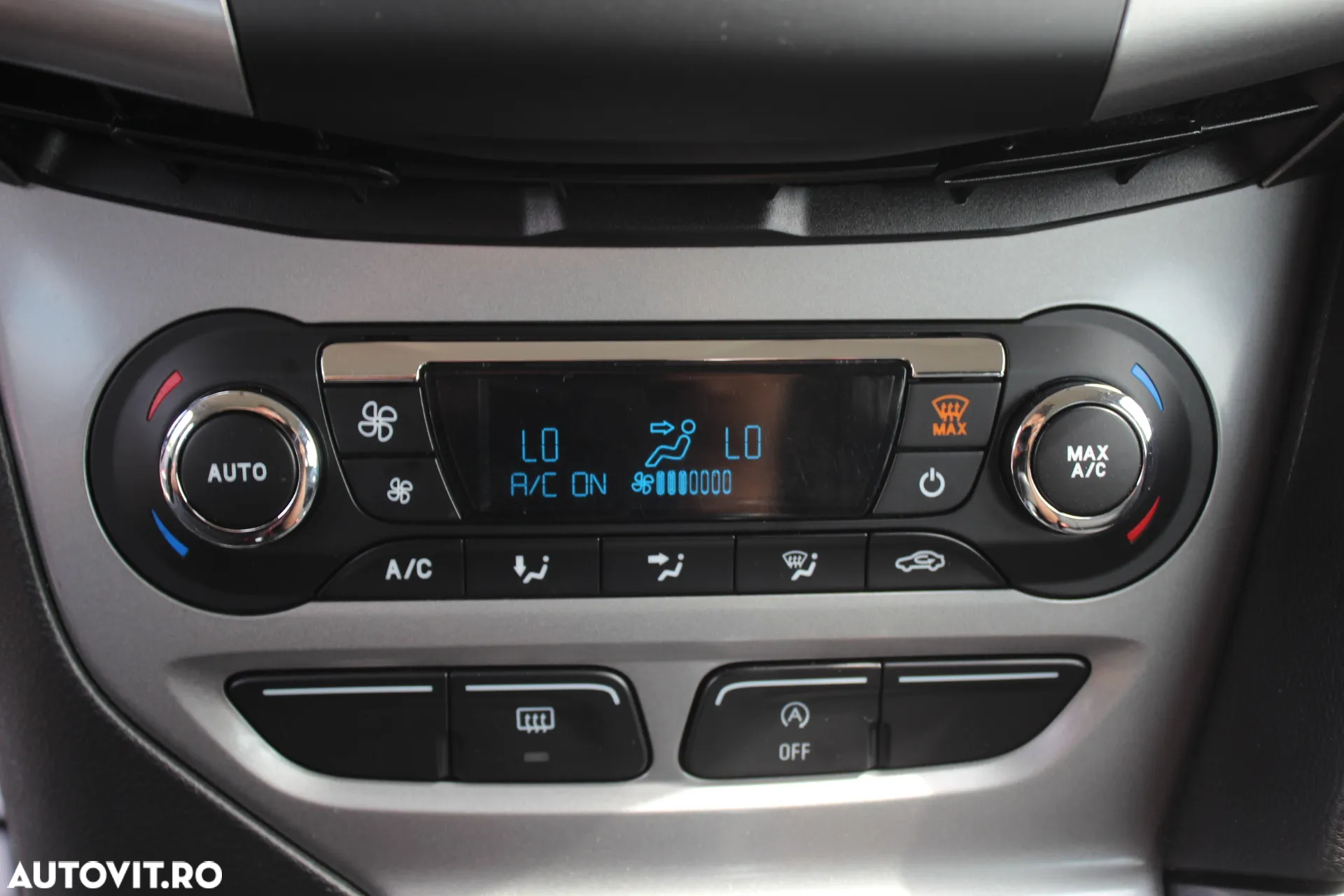 Ford Focus 1.6 TDCi DPF Start-Stopp-System Trend - 9