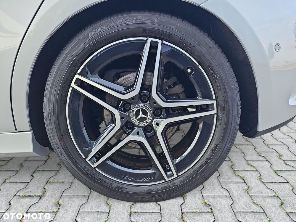 Mercedes-Benz Klasa A 220 4-Matic AMG Line 7G-DCT - 39