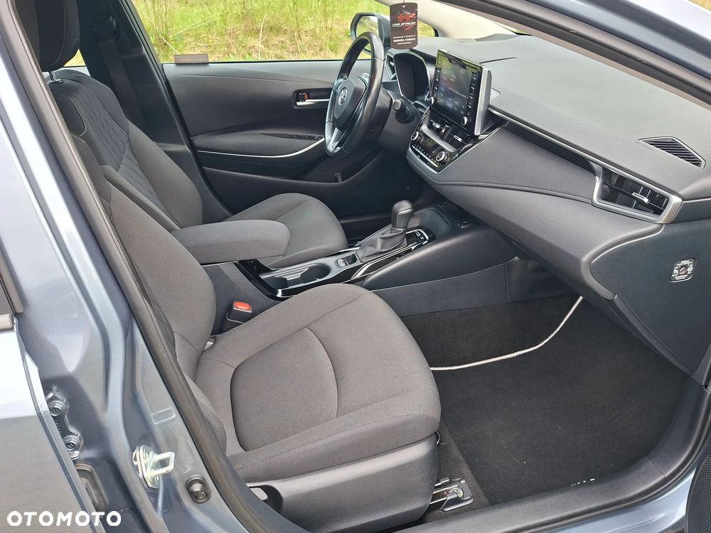 Toyota Corolla 1.8 Hybrid Comfort - 19