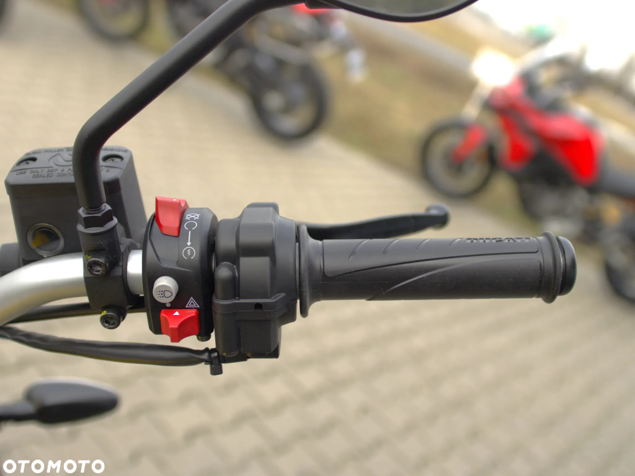 Ducati Scrambler - 10