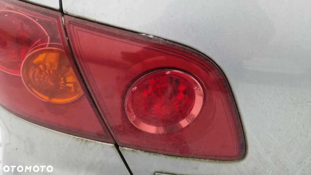 MAZDA 3 BK LAMPA TYŁ LEWA - 1