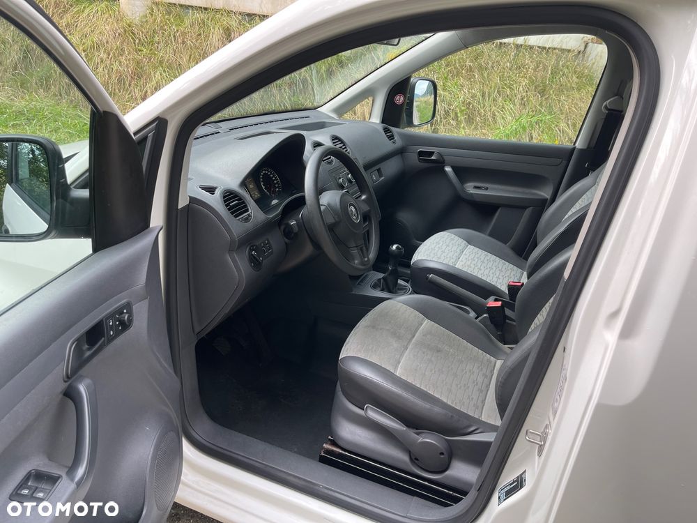 Volkswagen Caddy - 9