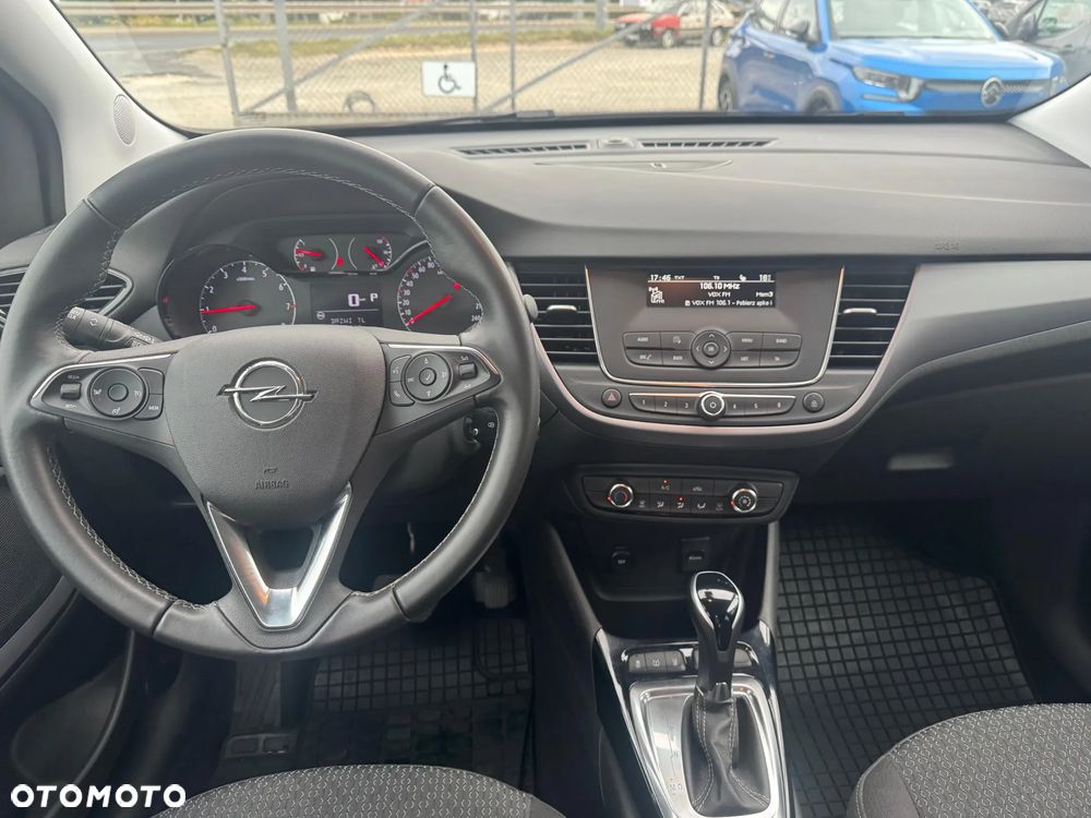 Opel Crossland X - 13