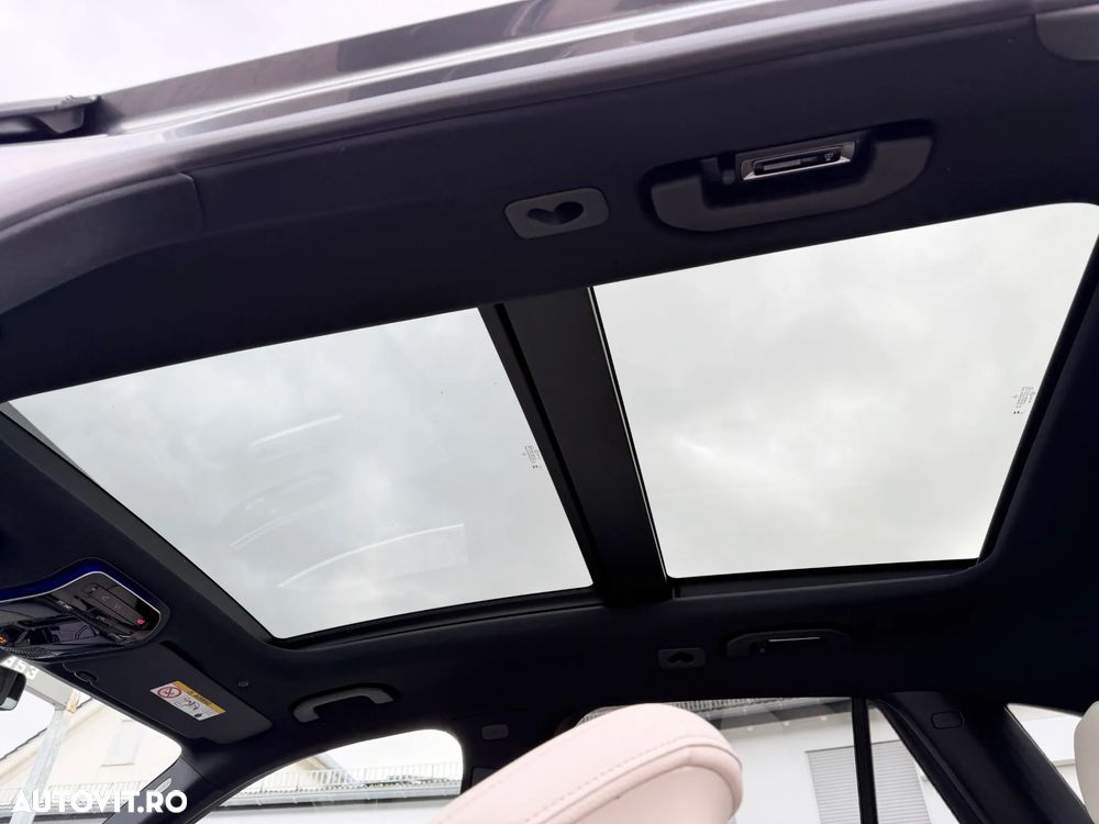 Mercedes-Benz GLC 300 e 4Matic 9G-TRONIC Avantgarde Advanced - 25