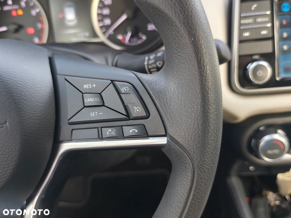 Nissan Micra 1.0 Visia - 29