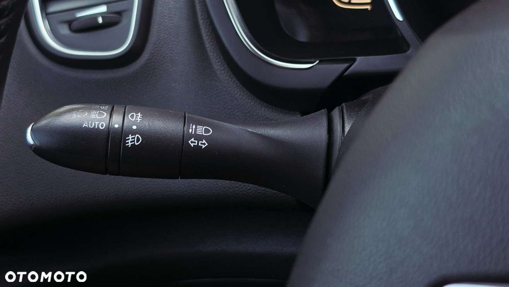 Renault Scenic ENERGY TCe 115 INTENS - 28