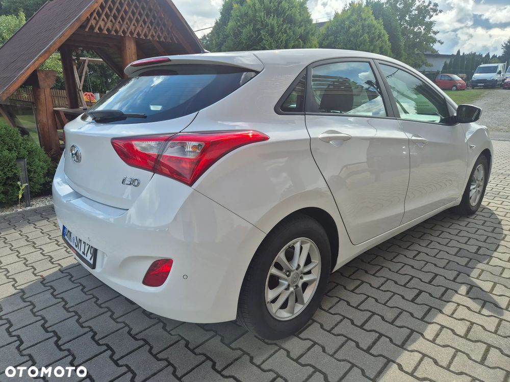 Hyundai i30 1.4 Trend - 5