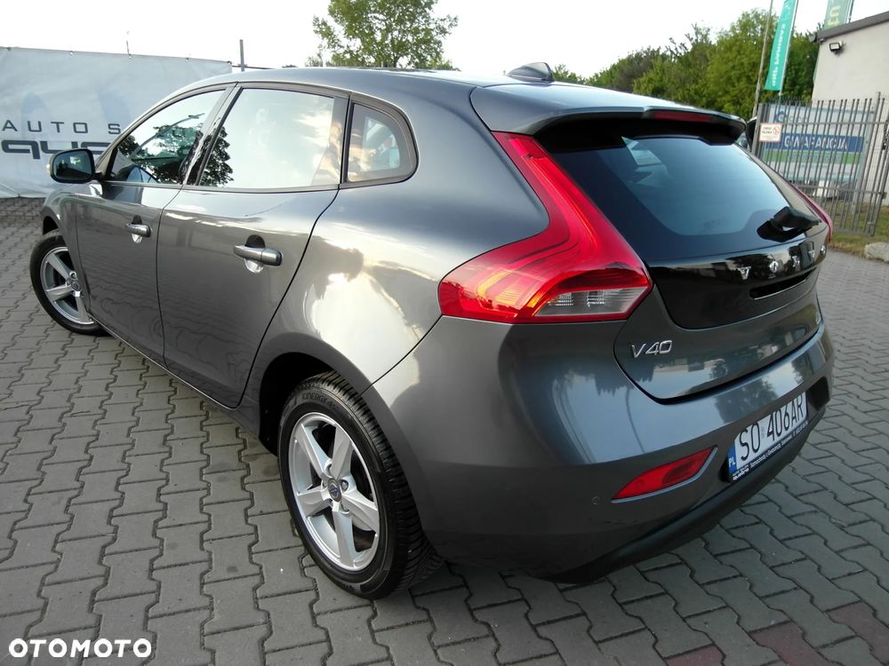 Volvo V40 D2 Kinetic - 2