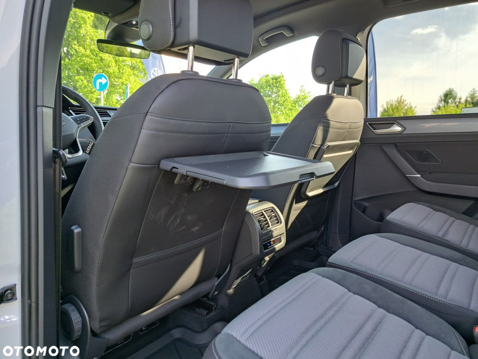 Volkswagen Touran 1.5 TSI EVO Highline DSG - 34