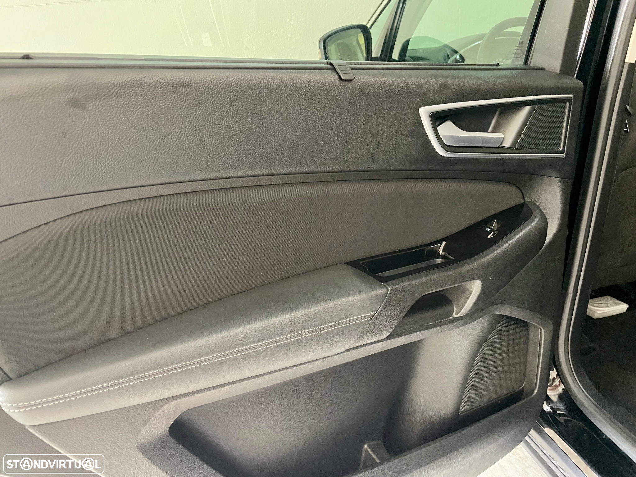 Ford S-Max 2.0 TDCi Titanium - 33