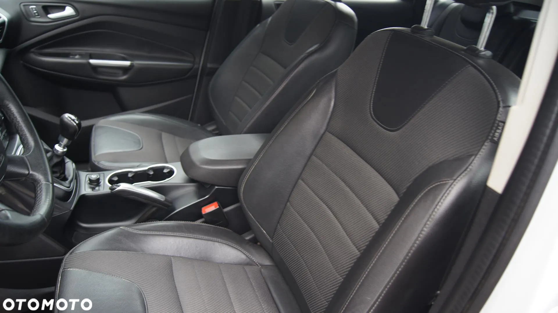 Ford Kuga 1.6 EcoBoost FWD Titanium Plus ASS - 10