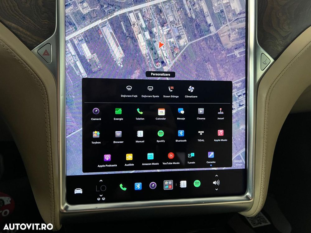 Tesla Model S - 25