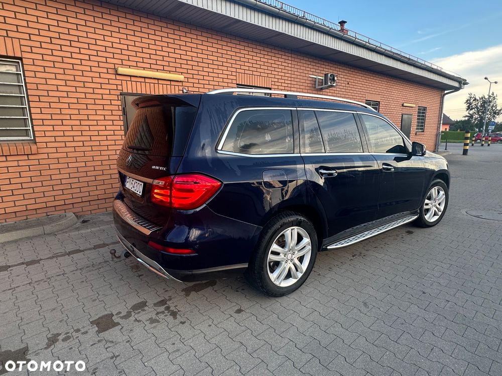 Mercedes-Benz GL 350 BlueTEC 4-Matic - 5