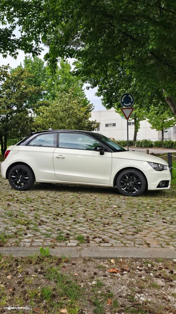 Audi A1 1.6 TDI S-line - 3