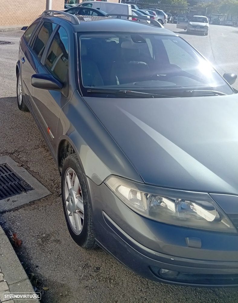 Renault Laguna Break 1.9 dCi Privilège - 4