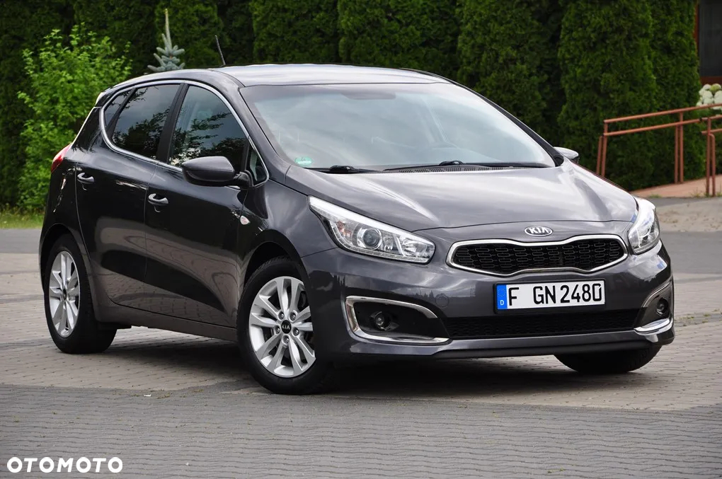 Kia Ceed 1.6 CRDi SCR L Business Line - 9