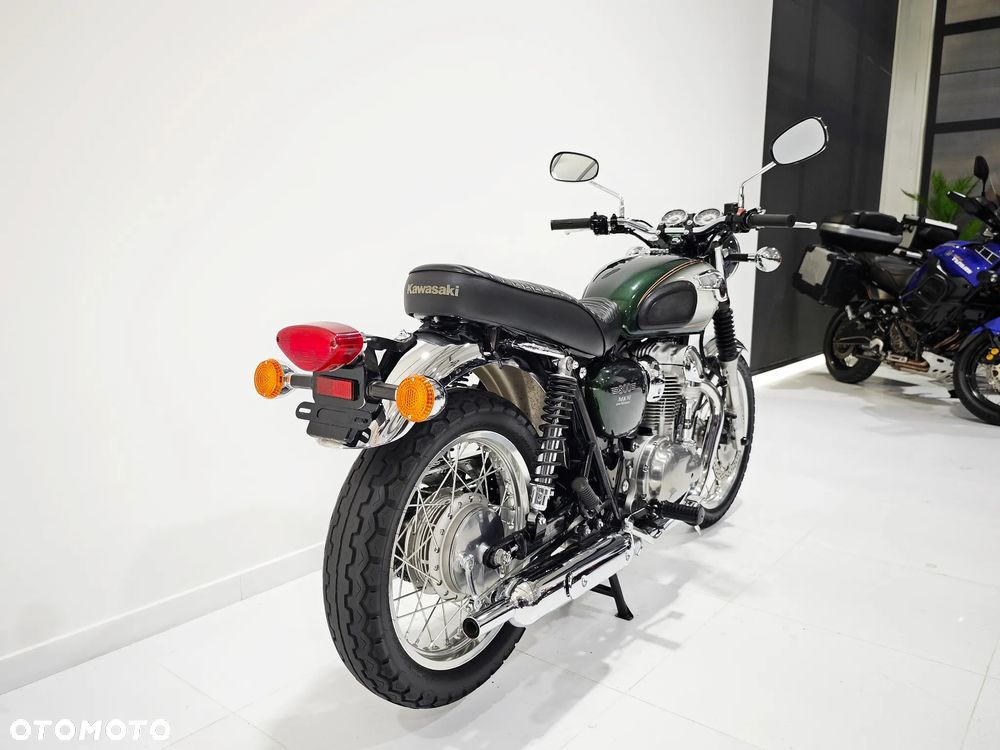 Kawasaki Inny - 10