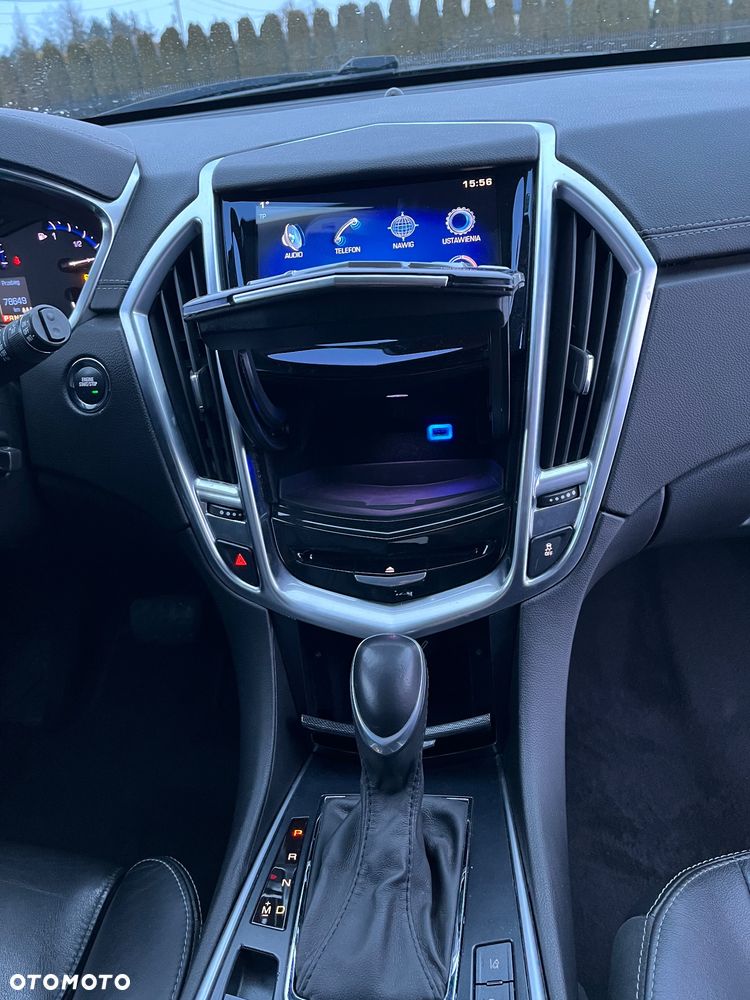 Cadillac SRX - 40
