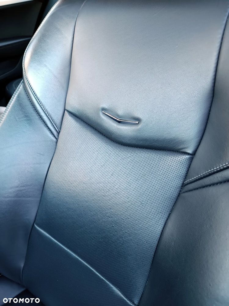 Cadillac ATS - 20