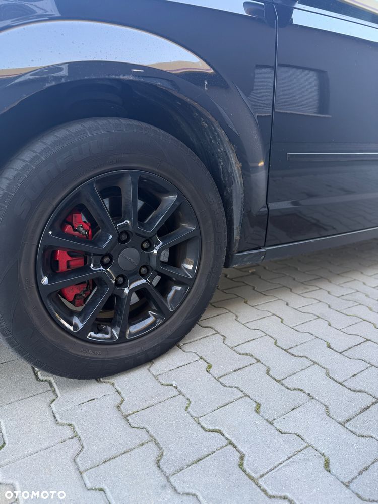 Dodge Grand Caravan - 18