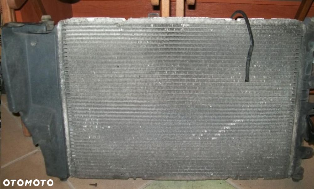 Chłodnice wody z wentylatorem Ford Escort 1,8TD - 2