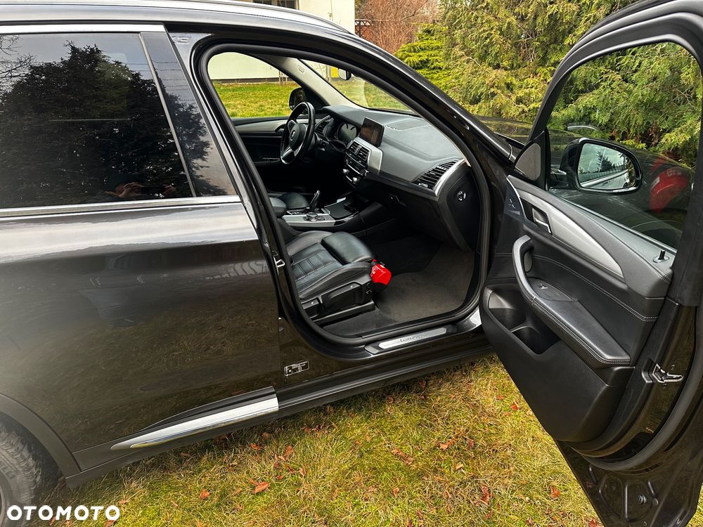 BMW X3 xDrive20d Luxury Line - 9