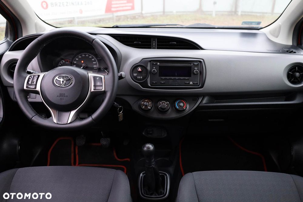 Toyota Yaris 1.0 Active - 13