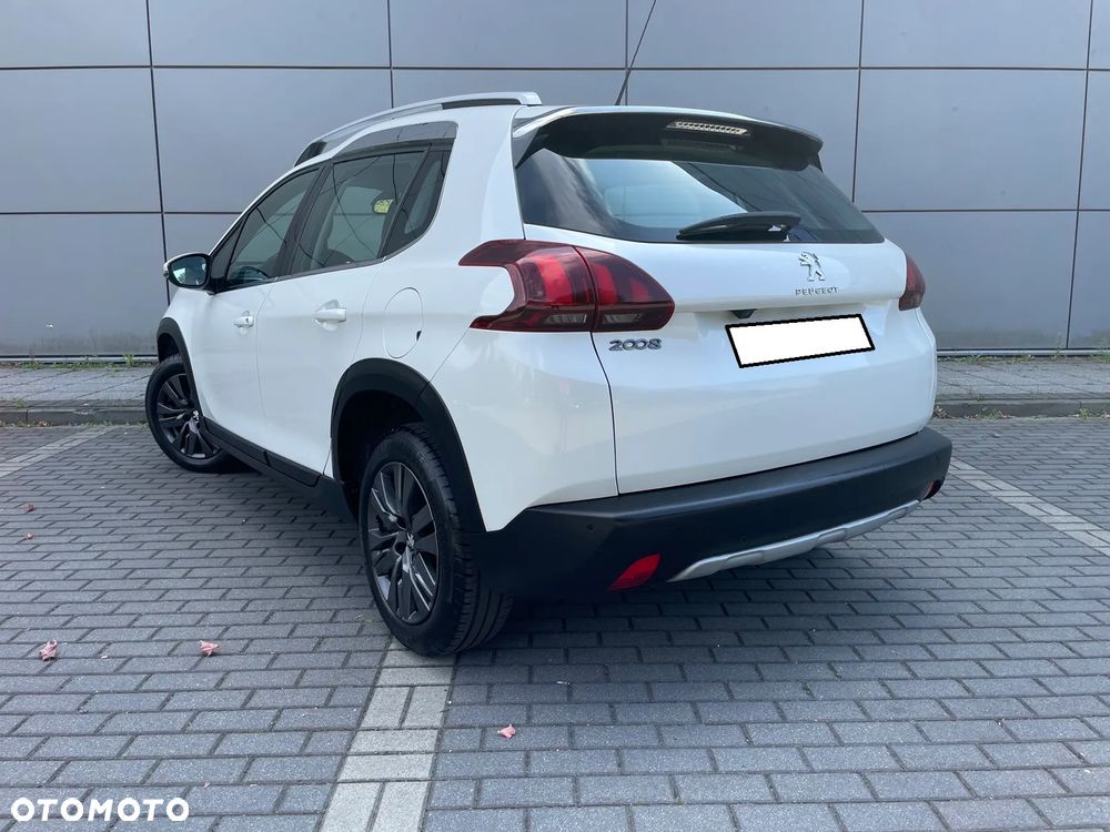 Peugeot 2008 PureTech 110 Stop&Start EAT6 Crossway - 3