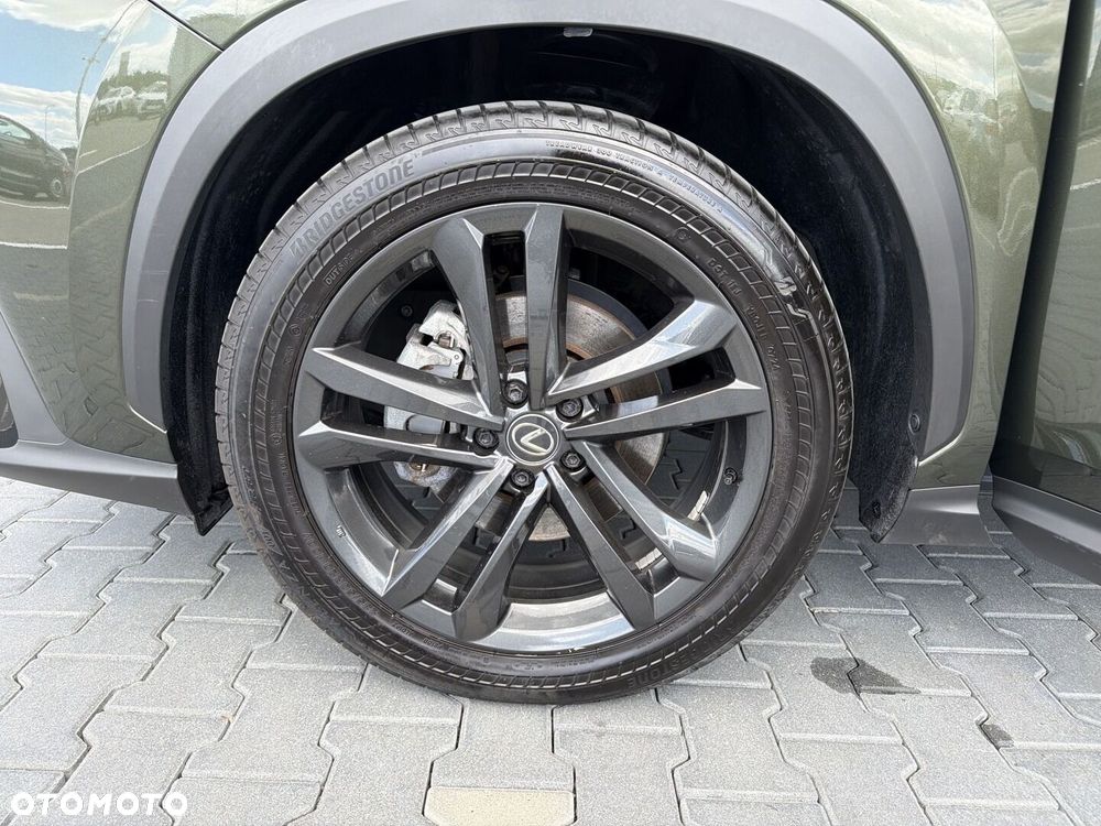 Lexus NX 350h Prestige AWD - 19