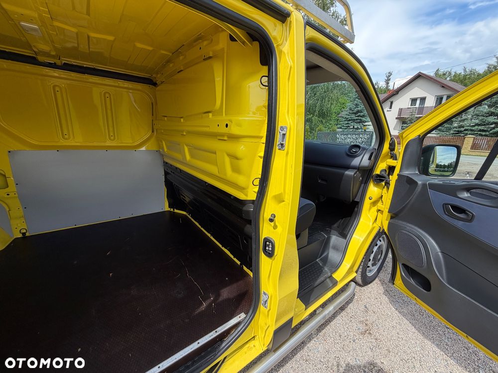 Opel Vivaro - 28
