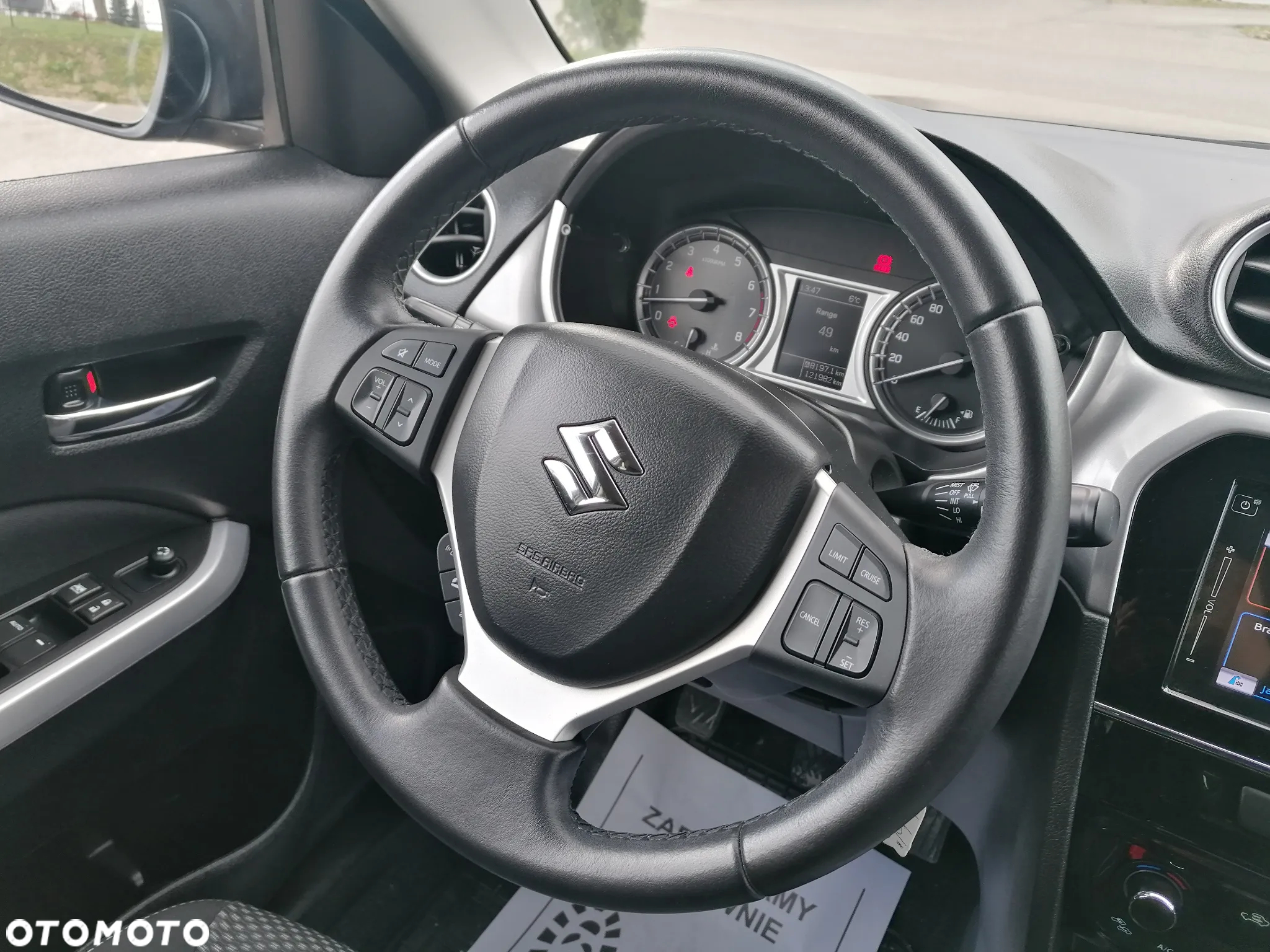 Suzuki Vitara 1.6 Premium 2WD - 16