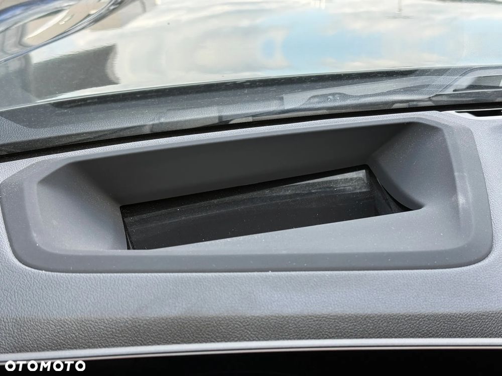 BMW Seria 3 320d xDrive M Sport Sport - 24