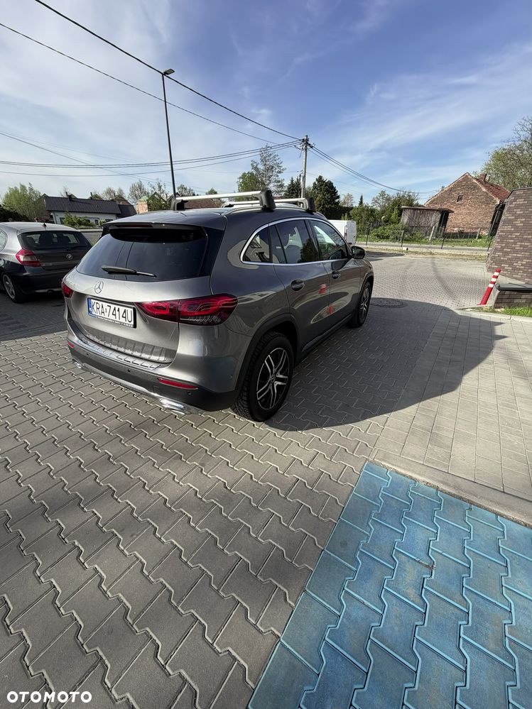 Mercedes-Benz GLA - 5