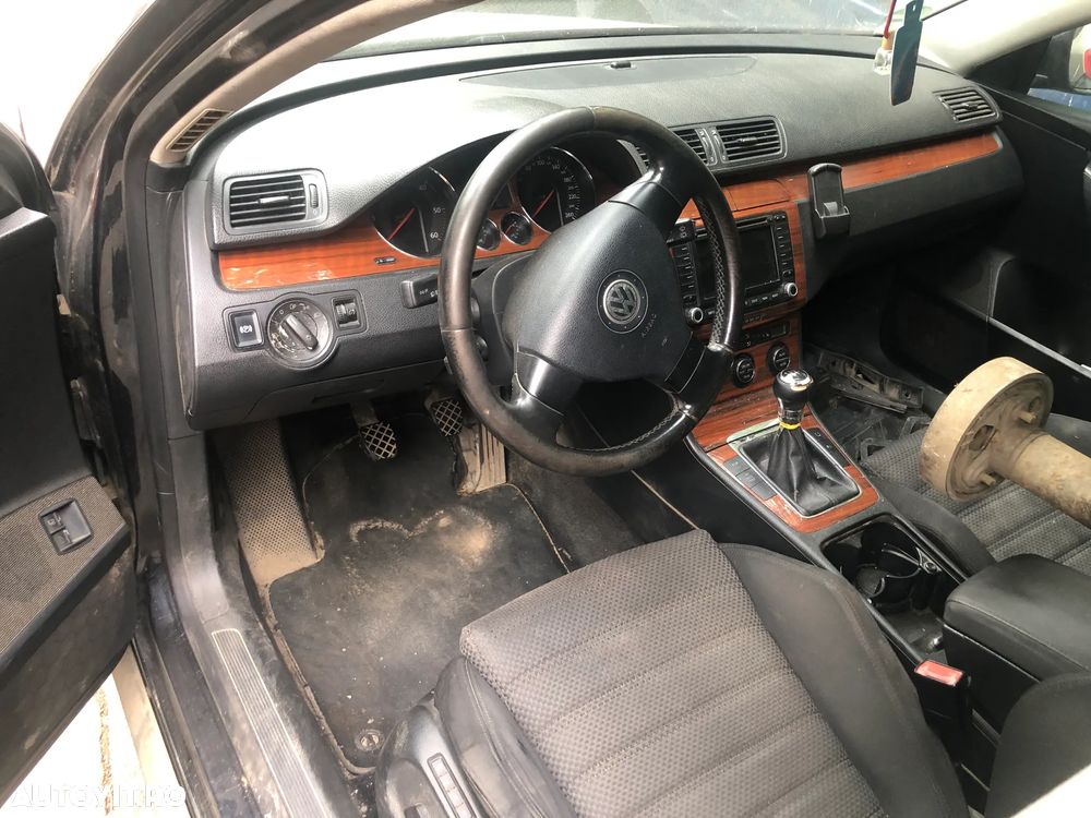 Dezmembrez VW Volkswagen Passat B6 break negru trapa - 6