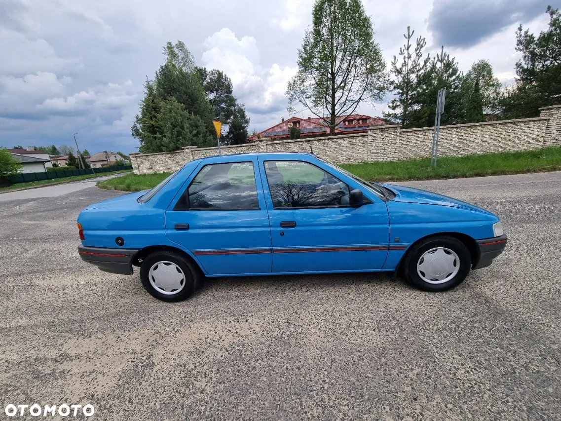 Ford Orion 1.6 CLX - 29