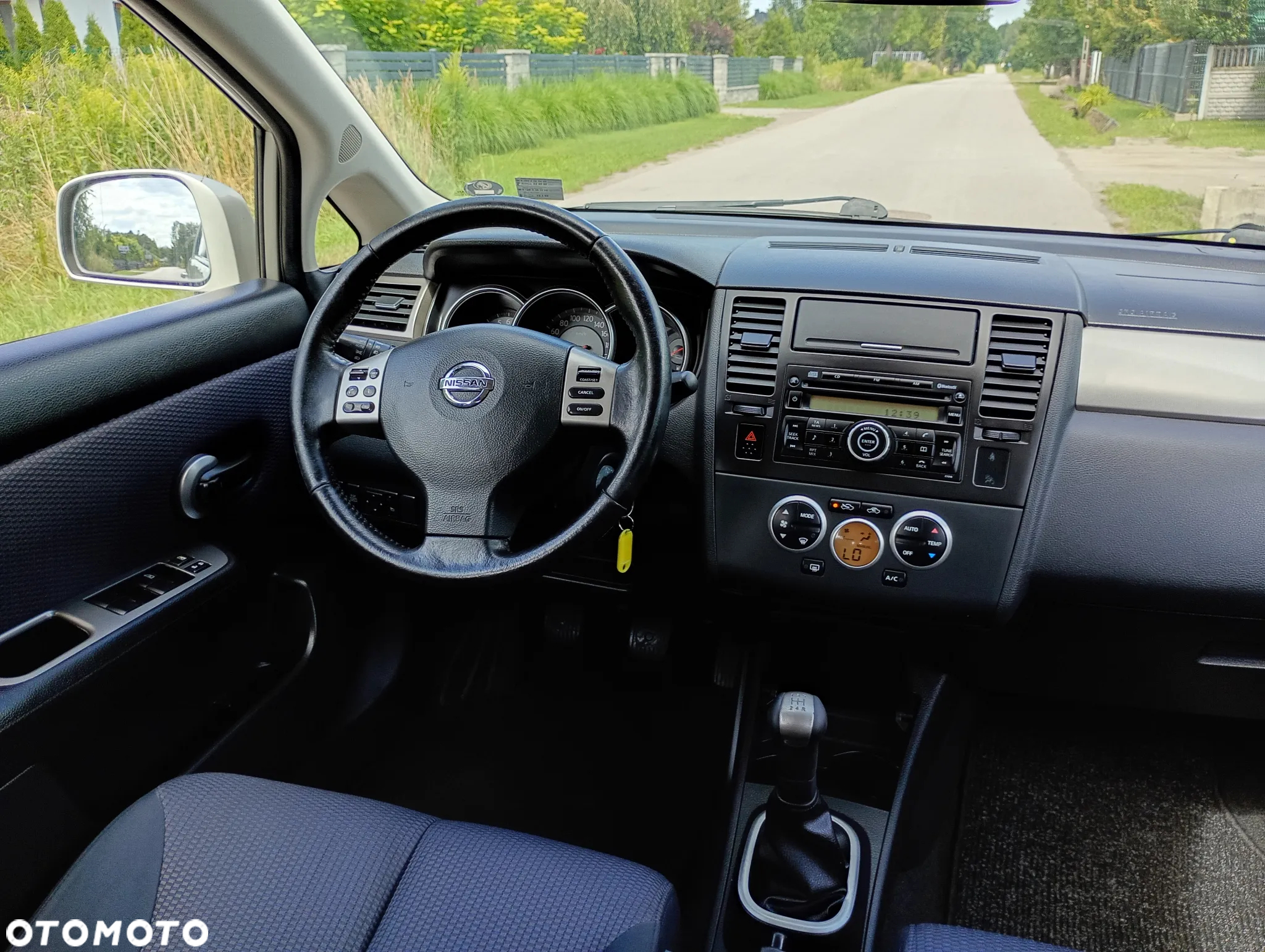 Nissan Tiida 1.6 Acenta - 19