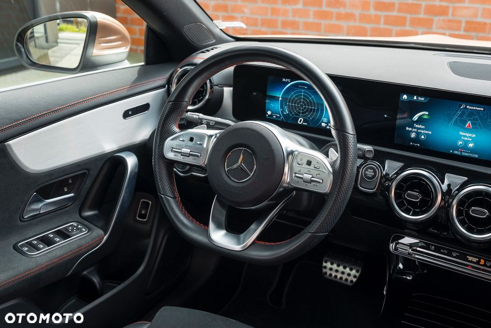 Mercedes-Benz CLA 250 e PHEV AMG Line 8G-DCT - 14