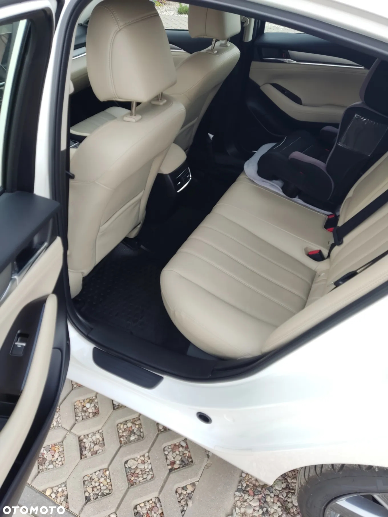 Mazda 6 - 12