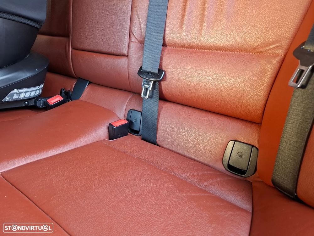 BMW 320 d DPF Efficient Dynamics Edition Edition Exclusive - 22