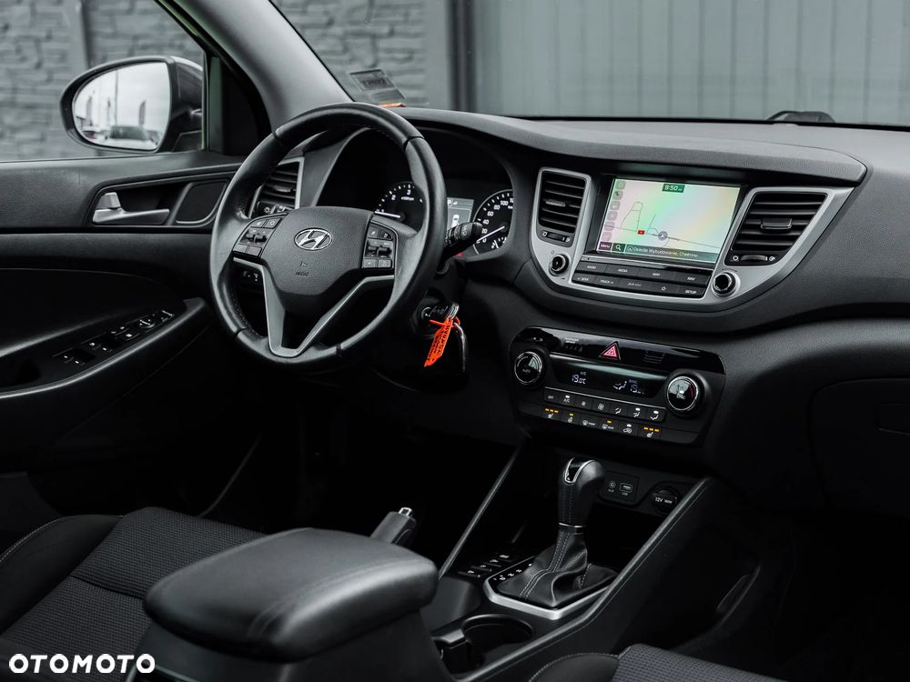 Hyundai Tucson blue 1.7 CRDi 2WD DCT Premium - 21