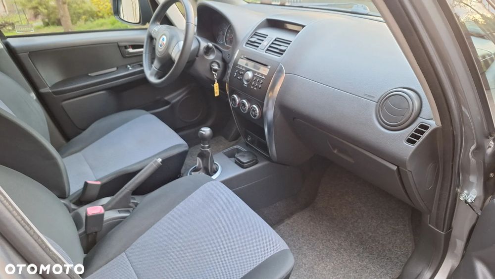 Fiat Sedici 1.6 16V 4x4 Luxury - 14