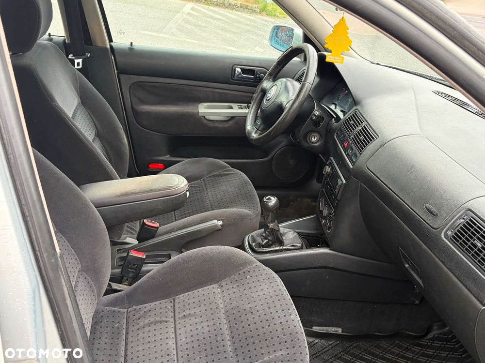 Volkswagen Golf 1.9 CL TDI - 12