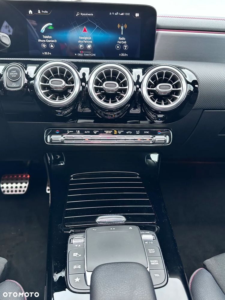 Mercedes-Benz CLA 200 d Shooting Brake 8G-DCT AMG Line Advanced Plus - 26