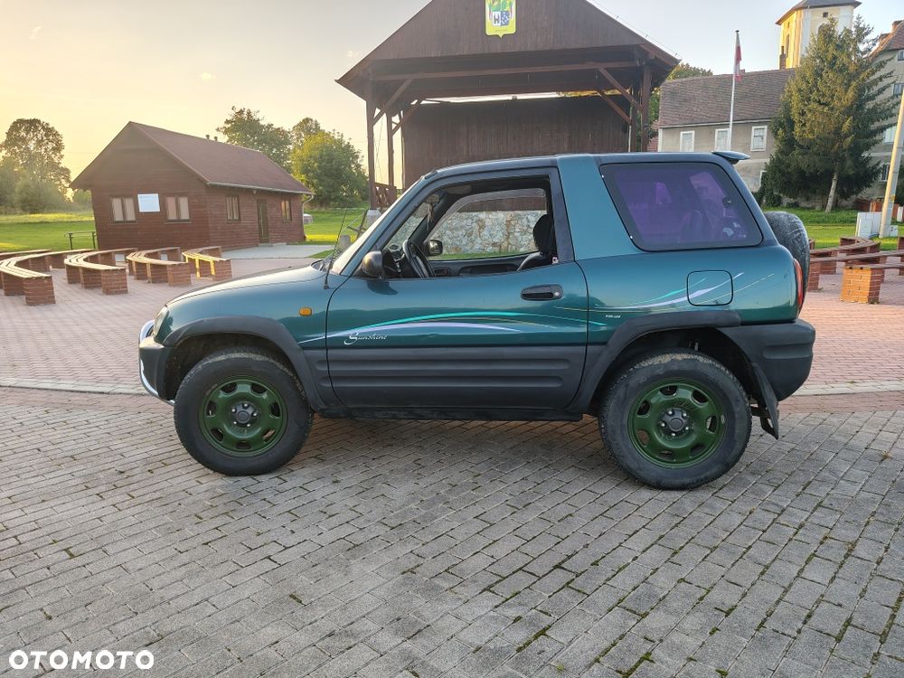 Toyota RAV4 - 3