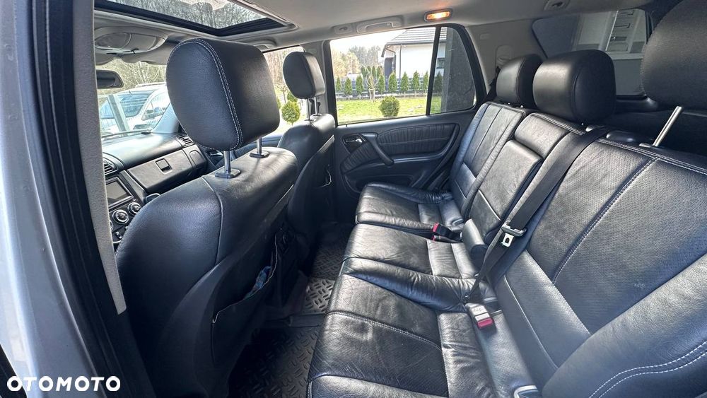 Mercedes-Benz ML - 13